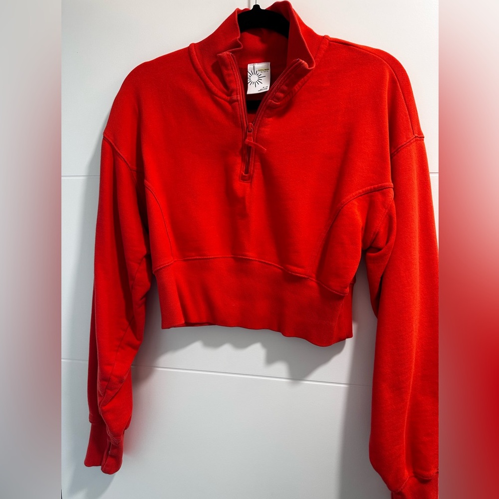 Coral Cropped Quarter Zipped Sweatshirt